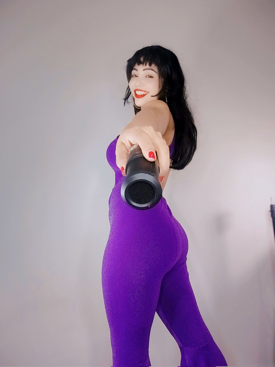 krisbeards7's tweet photo. Selena Quintanilla 💖 

#selenaquintanilla https://t.co/iCIq7Nhwcz
