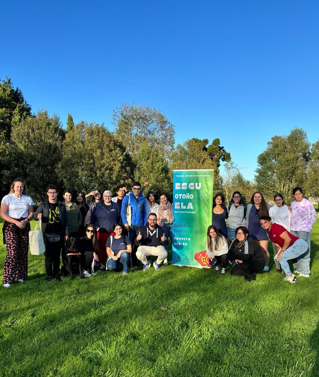 CJCantabria's tweet photo. Estamos en la #EscuelaOtoño 🍁, un evento de encuentro de jóvenes de diversas entidades que nos hemos juntado para debatir el futuro de nuestros colectivos y la acción en nuestra región 💢 #ArrontiConceju https://t.co/u8NZ5S4i5D