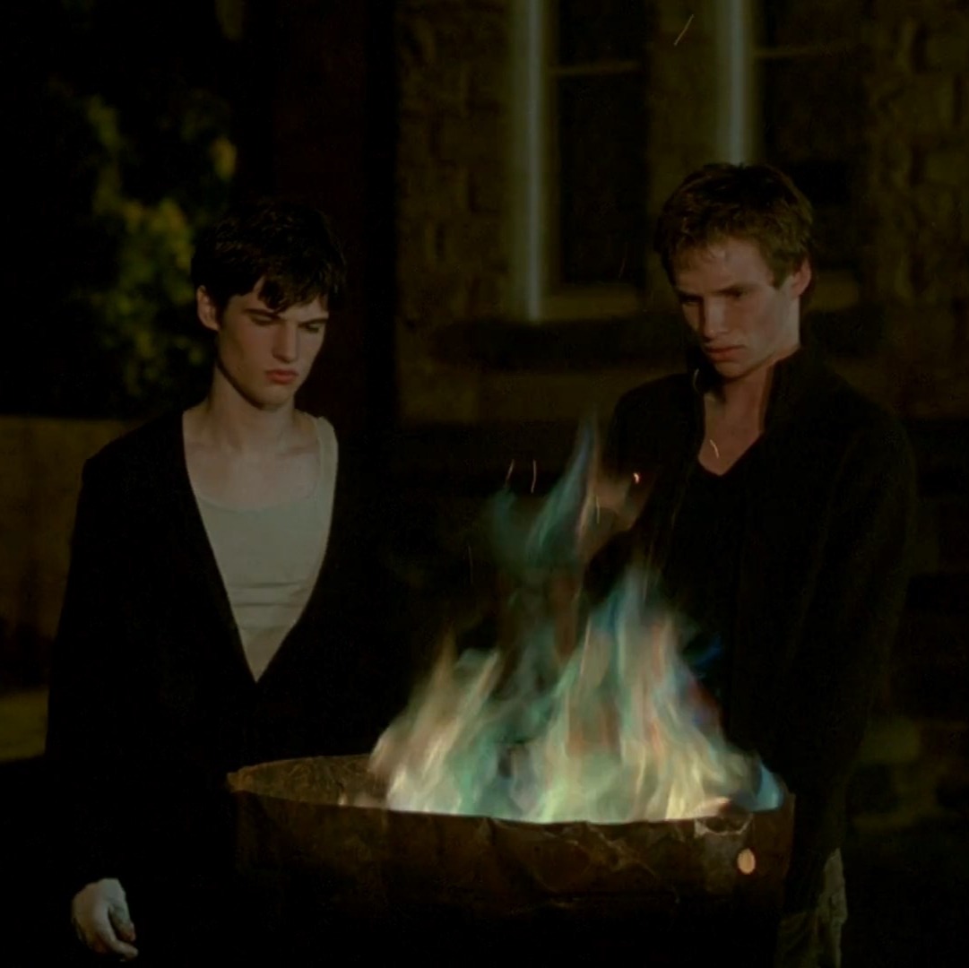 Daily early 2000s Tom Sturridge characters tweet media