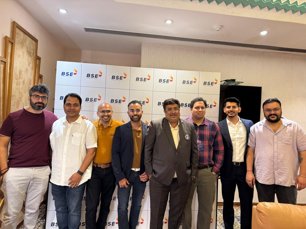 RakeshPujara1's tweet photo. It was a fantastic day spent at BSE convention hall at @TradeWithGroww_ event #tradingright
@_anujsinghal and @_soniashenoy were brilliant as usual and had the opportunity to listen to the wisdom of @Raamdeo ji and @lkeshre . Had wonderful interactions @unweild @saketh1998 @iarjuntandon @vishalmehta29 @BhavyaSVora @DharmikThakker7 Shubhasis pani of power of stocks @NayyarRaj_ @kirubaakaran
I had the opportunity to guide dozens of teenagers on how to begin their journey in stock markets and how to avoid falling prey to the scams on various SM platforms
The link to our panel discussion time stamp 3.30.00 onwards 👇
https://t.co/QK12NR421H