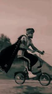 Nyesal xkeluar awal tadi 🤔