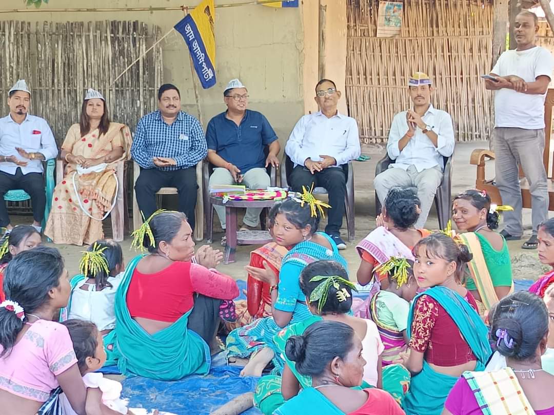 dhanowar's tweet photo. Attending bye election campaigning for candidate Anant Gogoi in Behali Constituency.  Received huge response from the local public for the Development politics of @ArvindKejriwal .

@Jasmine441 @beingAAPian https://t.co/TQYzMwcDgv