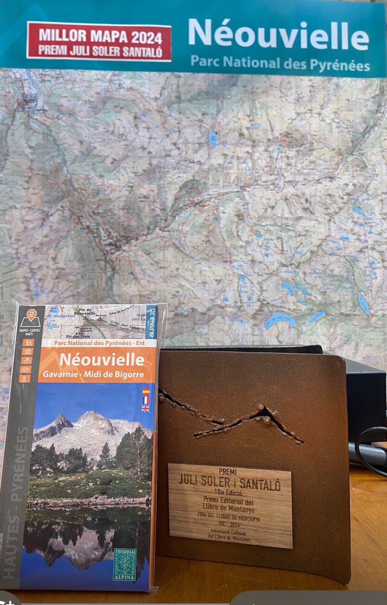 Editorial Alpina tweet media