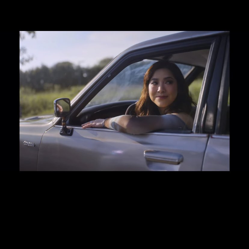itssamiievi's tweet photo. my favorite visuals from the Im Okay teaser pt. 2 @moiradelatorre @OfcMoisters_ 

face card never declinessss

MOIRA IM OKAY
#MoiraImOkay #Moira 
#MoiraDelaTorre #ImOkay https://t.co/kTCBQXxU3Y