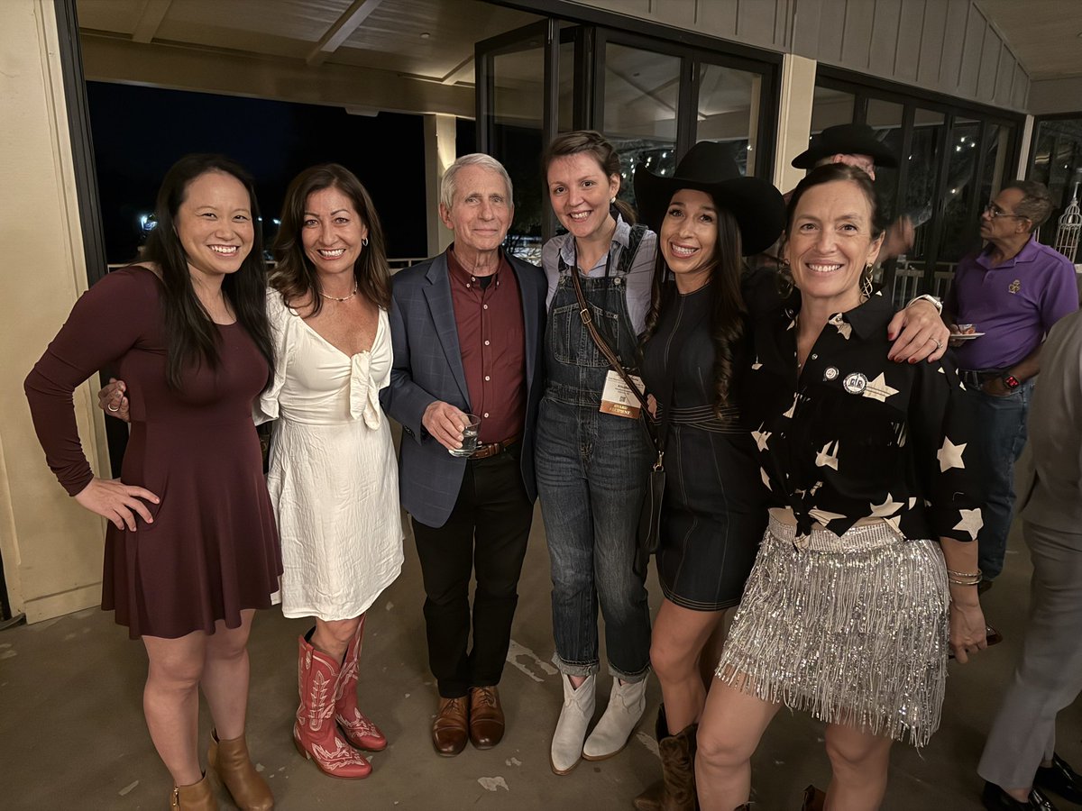 Women thoracic surgeons with Dr. Fauci
at STSA 2024. <a href="/WomenInThoracic/">WomenInThoracicSurg</a> <a href="/OfficialSTSA/">Southern Thoracic Surgical Association (STSA)</a> 

<a href="/stephchangMD/">Stephanie Chang</a> <a href="/LanaSchumacher_/">Dr. Lana Schumacher</a> <a href="/alleabelle/">AlleaBelle Bradshaw, MD</a> <a href="/maraantonoff/">Mara Antonoff, MD, FACS</a> <a href="/Daniela_Molena/">Daniela</a>