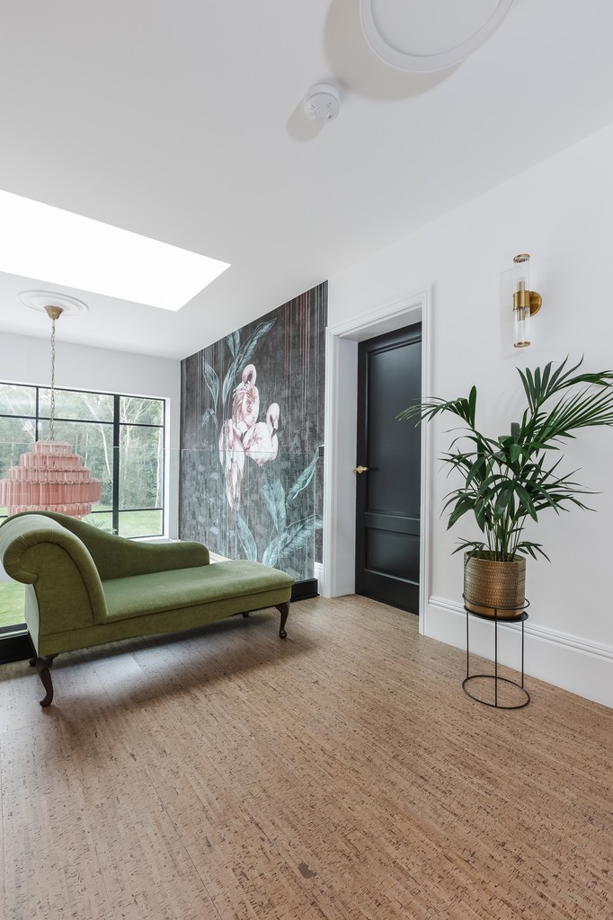 Have you discovered our #corkflooring collection, #Cortejo 🍾

Made from the bark of Portuguese Cork Oak Trees, these unique floors not only add character to any design but are also brilliant for the air quality in your home! 

FREE samples 👉 bit.ly/V4-Cortejo