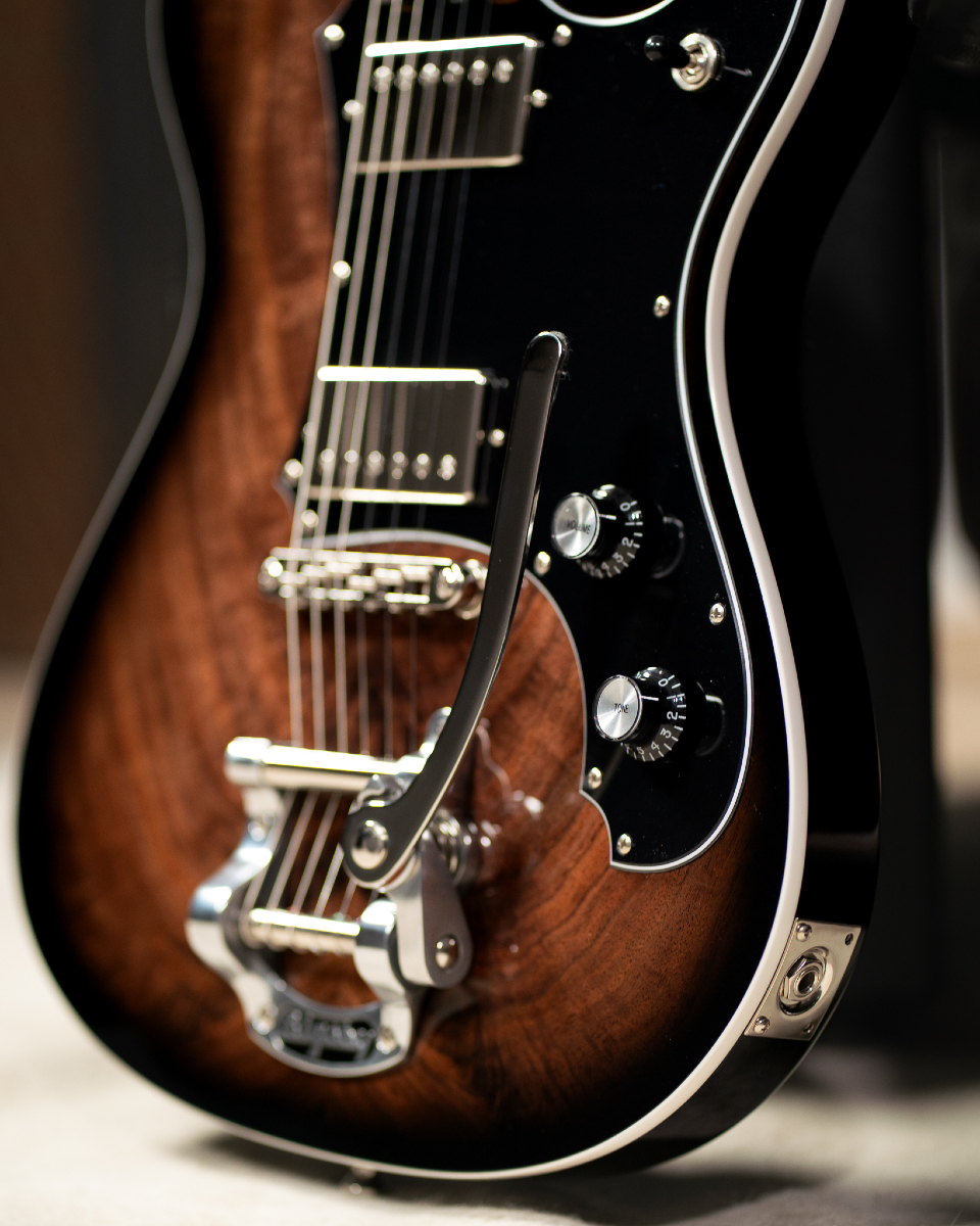 VeritasGuitars's tweet photo. Weekend detail shots to inspire your guitar dreams! ๐ฅย Which part would you showcase?ย
#veritasguitars #portlander #weekendrock https://t.co/clgBr72TYz