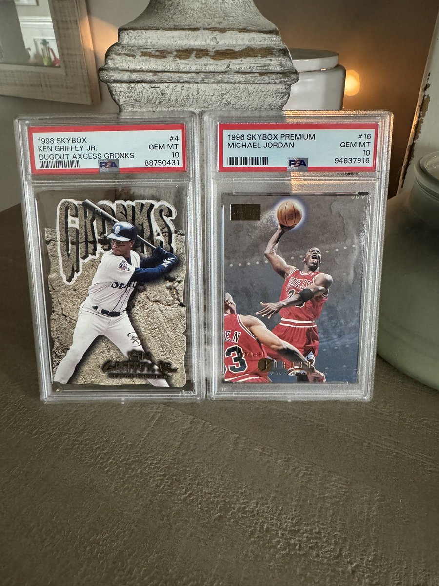 VintageVandy's tweet photo. Alright hobby people I need help deciding which card to giveaway! 

1998 Skybox Ken Griffey Jr. OR 1996 Skybox Premium Michael Jordan

Drop a comment below 👇 on which one YOU would like to see me giveaway.

Please repost and like for more votes! https://t.co/C5KvKo04Me
