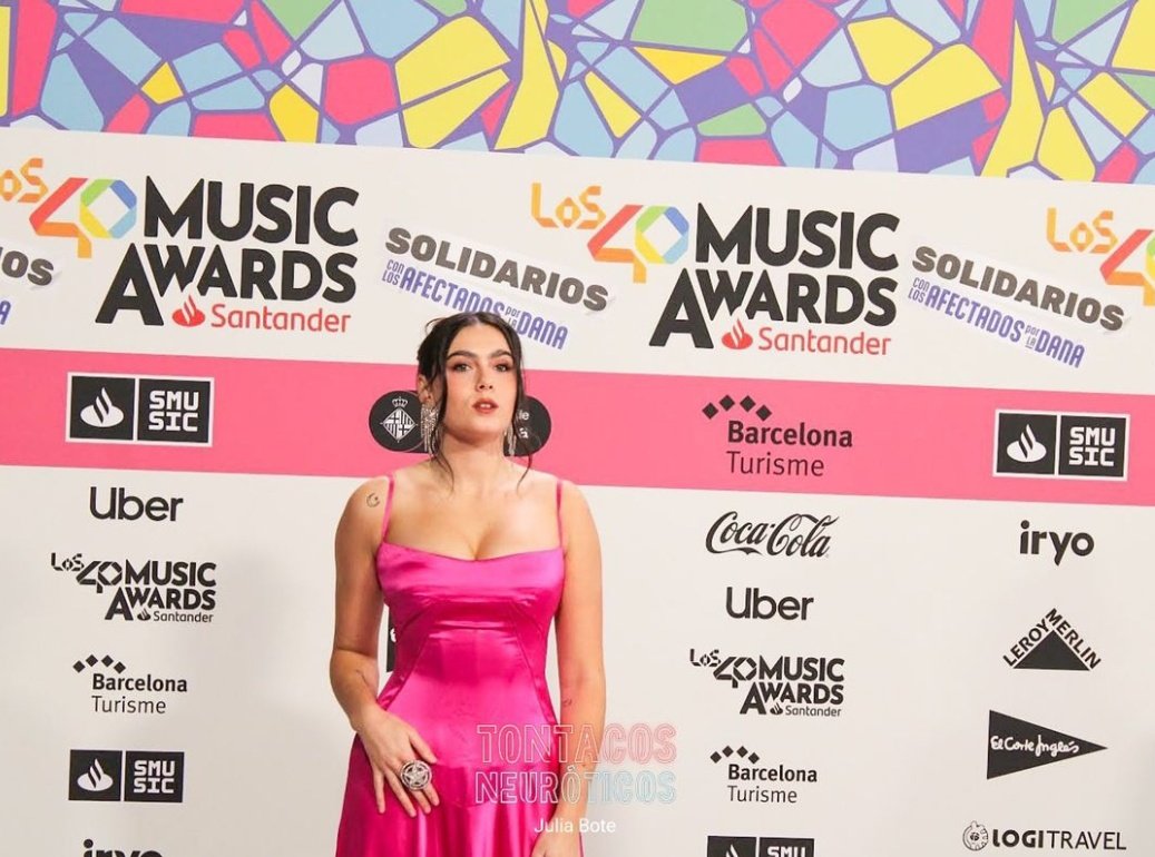 📷 | Chiara en la alfombra roja de #Los40MusicAwardsSantander 

📸: <a href="/Juliabp12_/">𝘑𝘶𝘭𝘪𝘢 🧡</a> para @Tontacos_NRadio 

🔗: instagram.com/p/DCKBWOaqUOO/…