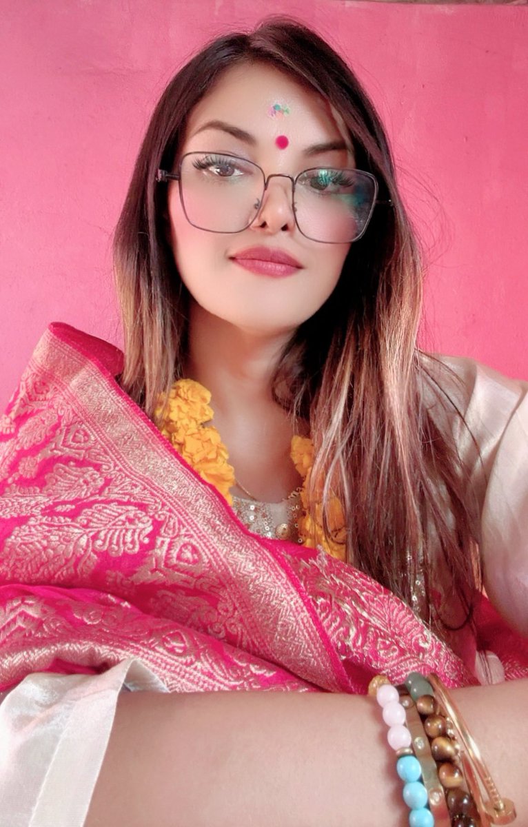 सम्बन्धले ठुलो पाठ सिकायो आशा गर्नु भरोसा नगर्नु माया गर्नु तर मरिहत्ते कसैले नगर्नु  ❤️‍🩹