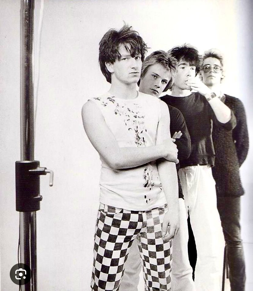 Actually, no one responded to Larry’s post on the Mt Temple bulletin board. Find out who finally showed up in Larry’s kitchen 9/25/76 &amp; how they got there in our U2 origin story episode Monday #U2fam #U2community #U2conference