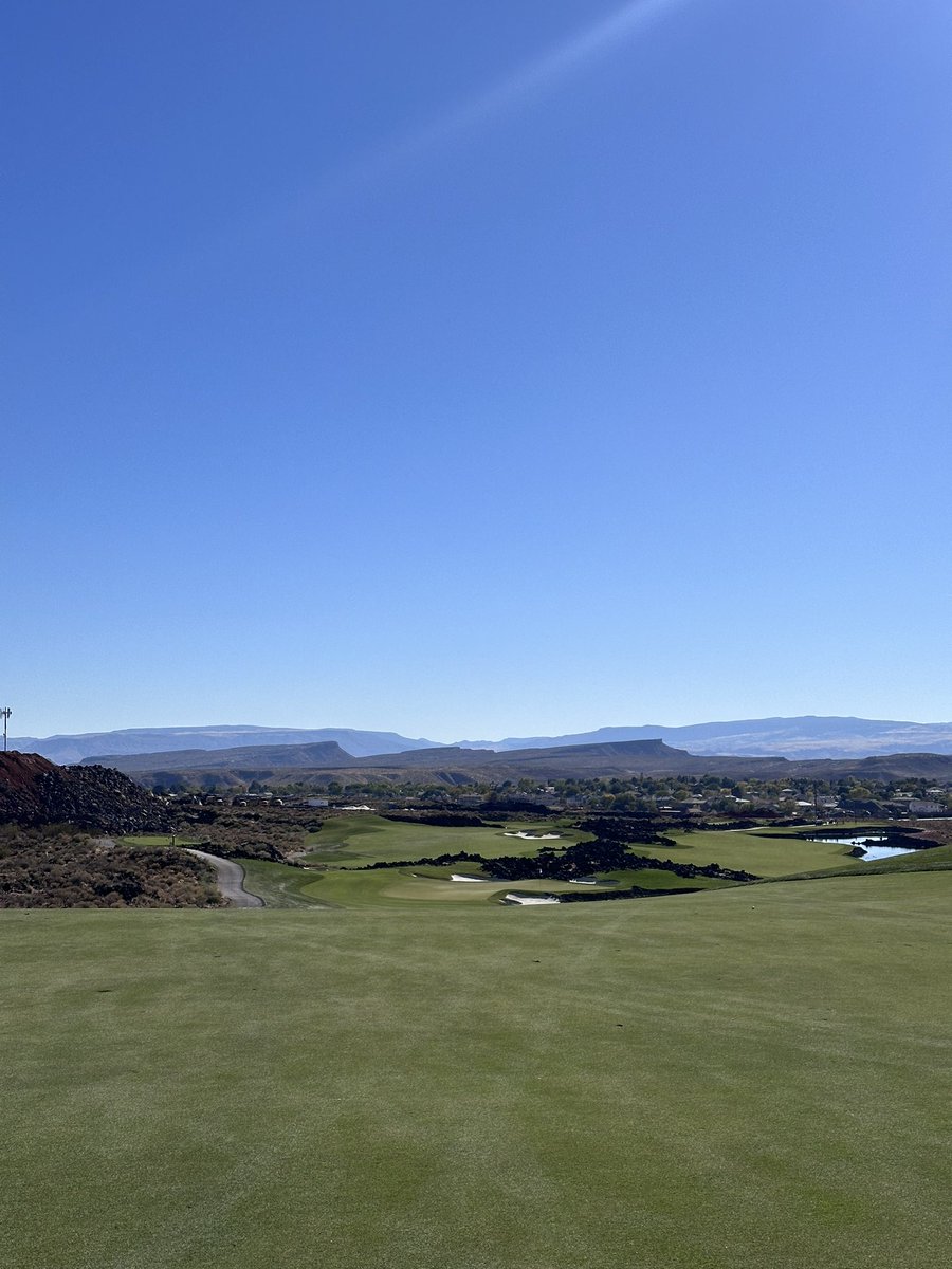 LoganRoberts9's tweet photo. Black Desert #Golf #CGA https://t.co/o5Vv79UrNn
