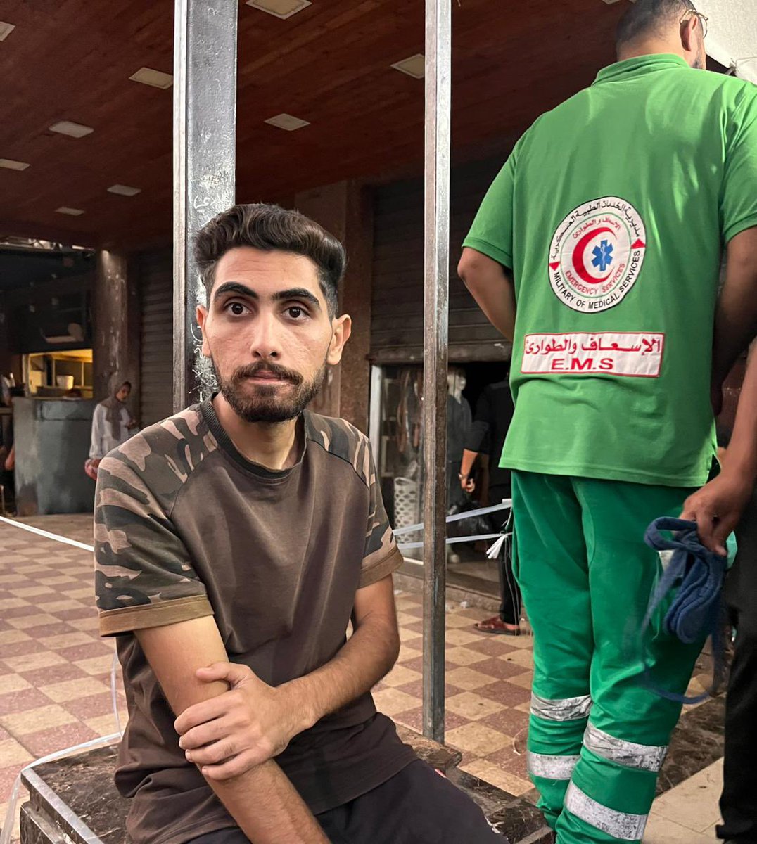 Dr_SaebGaza's tweet photo. Hi guys

I'm alive

I'm tired and sick.

My account follower count is very very low

My account is still restricted and not everyone can see my tweets 🙏🍉

Please follow me, quote, retweet and comment 😔💔

https://t.co/m2th9EQVDj
#BB26 https://t.co/7JLJidyEm4