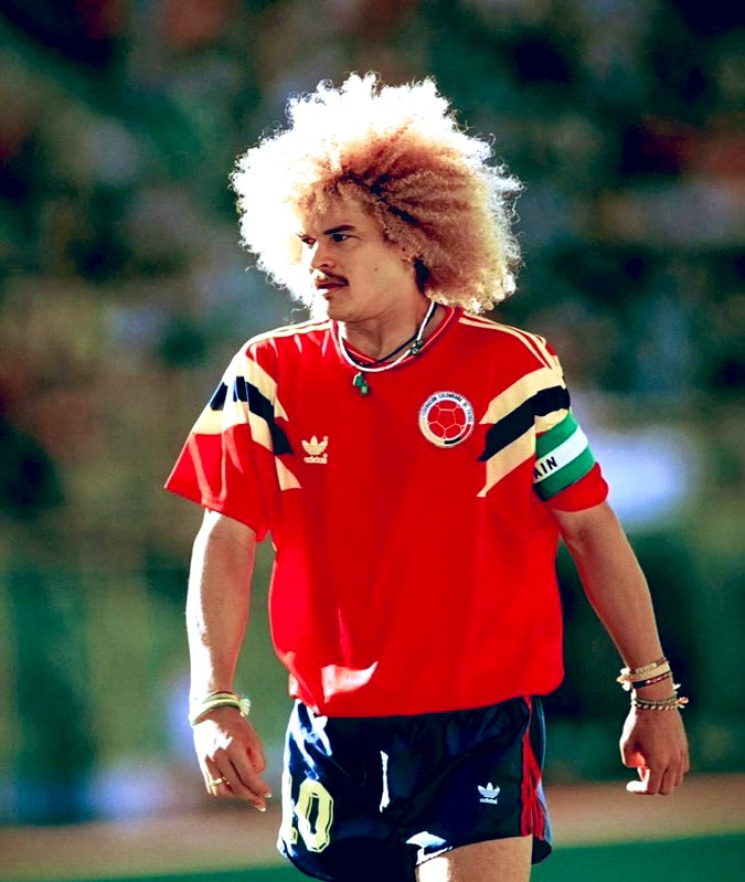 “Yo tengo una camiseta de Diego para cada día de la Semana, a Maradona hay que recordarlo todos los días. Diego nos regaló Fútbol para toda la Vida".

Carlos “el pibe” Valderrama. Coolest dude ever y Maradoneano de pura cepa.