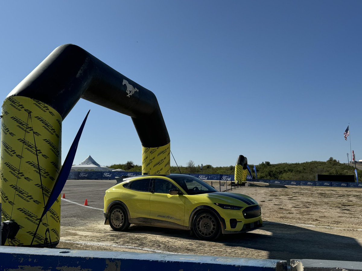 Emma Bergg tweet media