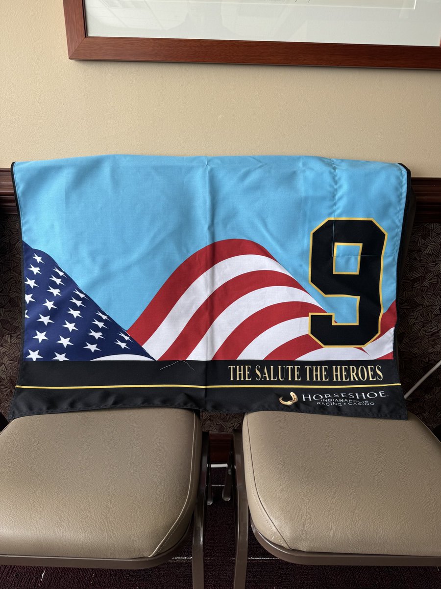 RacingRachelM's tweet photo. ‼️SADDLE TOWEL GIVEAWAY‼️

Like, Comment & RT to be entered to win this 🇺🇸 saddle towel! Monday, November 11th we will be raising money for @HVAFofIndiana FIRST POST 1:10PM

If you would like to skip the drawing & purchase a regular saddle towel I have a ton. Please message me. We are donating all the sales $ to Homeless Veterans 🫡