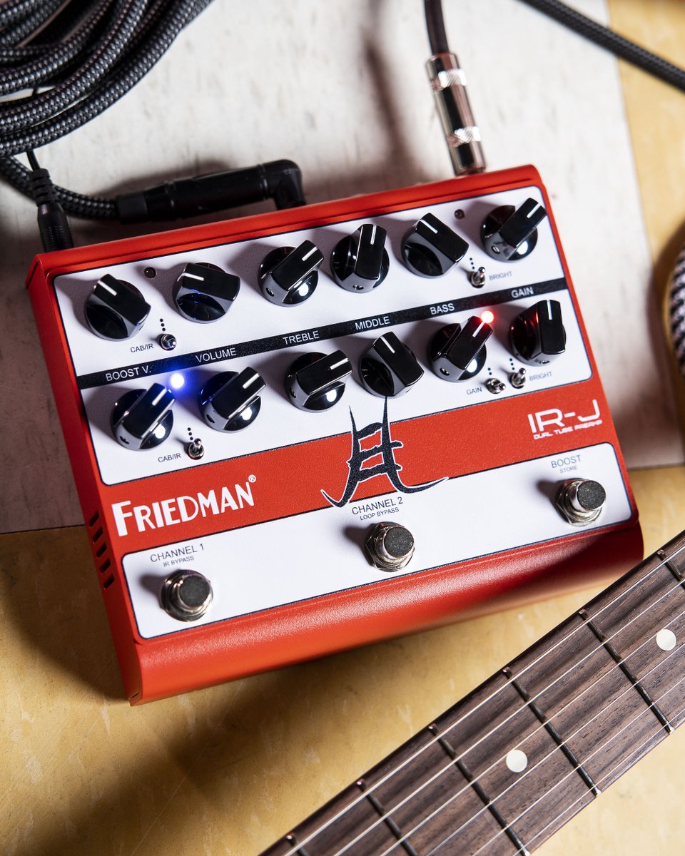 Guitar Center (@guitarcenter) on Twitter photo Tru-Lee awesome. Jake E. Lee's signature @charvelguitars and <a href="/FriedmanAmps/">Friedman Amps</a> channel his energetic sound!
Check 'em out: ow.ly/yJiF50U2MYl Tru-Lee awesome. Jake E. Lee's signature @charvelguitars and <a href="/FriedmanAmps/">Friedman Amps</a> channel his energetic sound!
Check 'em out: ow.ly/yJiF50U2MYl