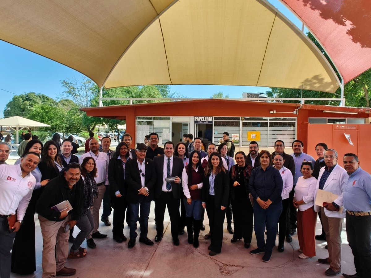 Por gestiones de nuestro Comité Ejecutivo, llevamos los servicios de PENSIONISSSTE al Nucleo Universitario de Gómez Palacio, donde decenas de académicos recibieron asesoría sobre varios de sus servicios y trámites. 

¡Gracias por la gran participación y hospitalidad!