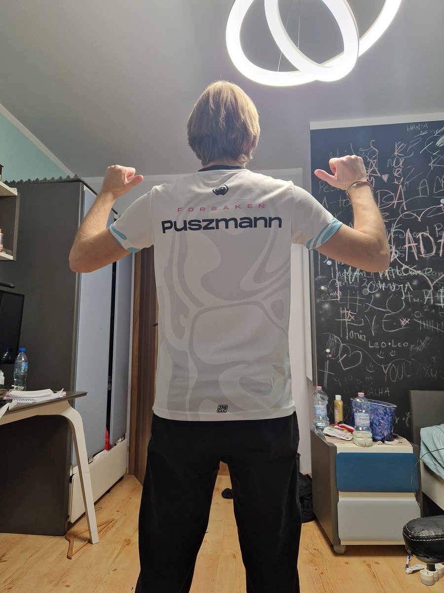 dropnal nowy skin do puszmana

dzieki <a href="/_ForsakenGG_/">Forsaken</a> <a href="/eckziutek/">Paweł 'Ziutek' Wierzbicki</a> kc