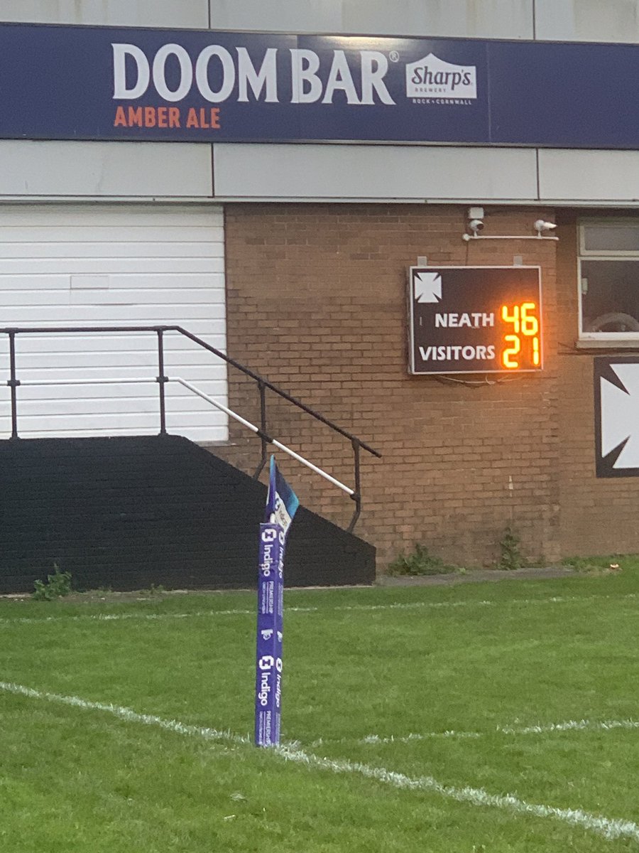 beckyboohowells's tweet photo. What a win!!! #Neathrfc https://t.co/hQ6bF4YMem
