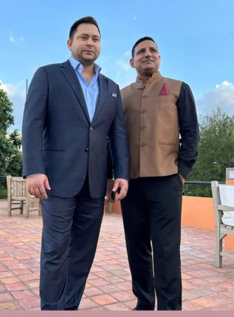 rakeshranjanRJD's tweet photo. @yadavtejashwi युवाओं के नेता आन बान शान बिहार के पूर्व उपमुख्यमंत्री नेता प्रतिपक्ष तेजस्वी प्रसाद यादव जी के जन्म दिवस पर हार्दिक बधाई एवं शुभकामनाएं नौकरी दाता के नाम से जाने जाते हैं https://t.co/cA8fOaRCtp