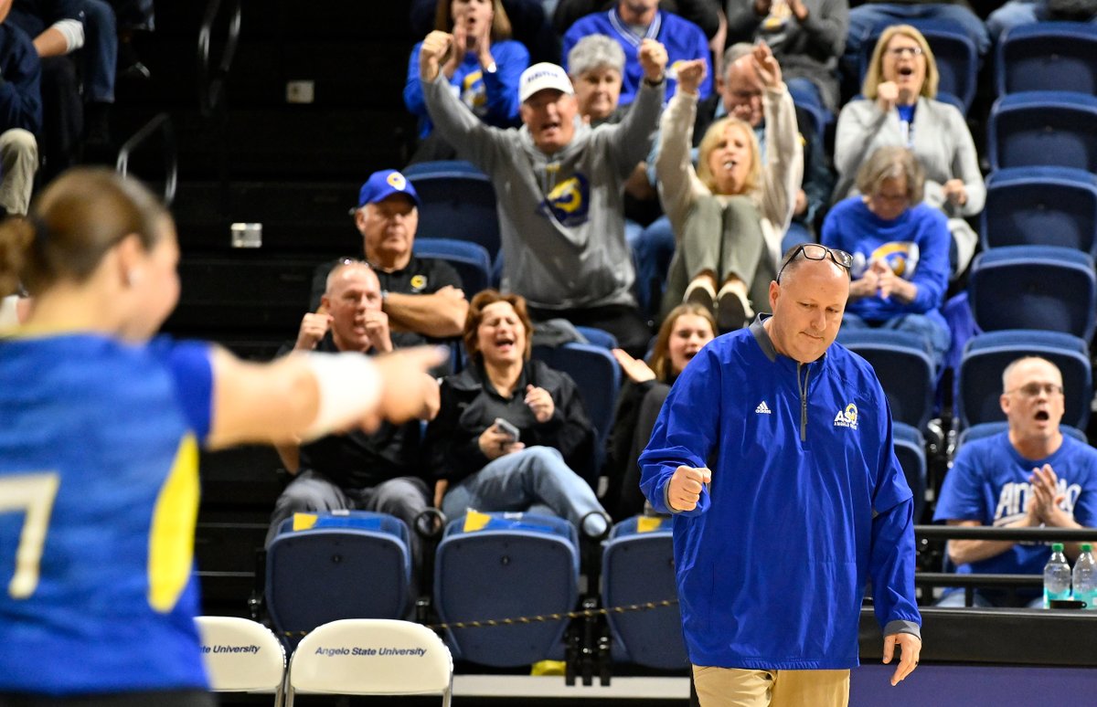 angeloathletics's tweet photo. ✅Military Appreciation Night
✅Waddington's 400th Career Win
✅Belles 🧹 the Aggies

Top moments from last night --> https://t.co/yoNNdvM7vT

#BelleYeah https://t.co/OgoGIOXzTS