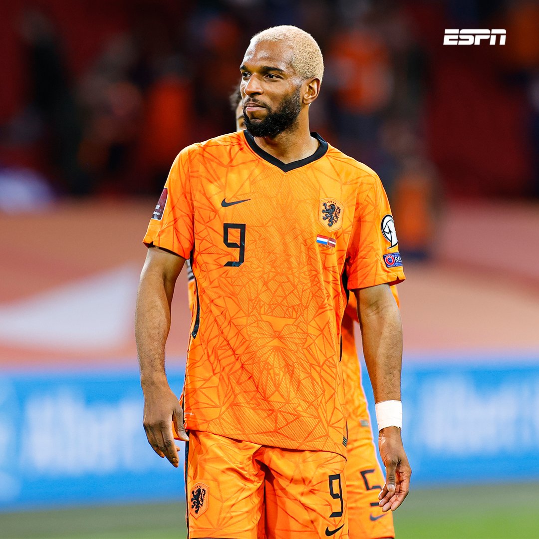 ESPNnl's tweet photo. Ryan Babel is per direct gestopt met professioneel voetbal. 👋