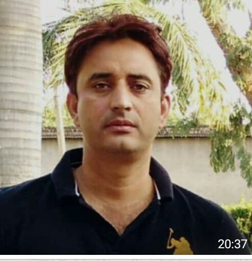 जीवन वो है जो आप चाहते हैं,

 वो नहीं है जो दूसरे आपसे चाहते हैं,

इसलिए दूसरे जो आपसे कहते हैं,

उसको आप क्यों सहते हैं