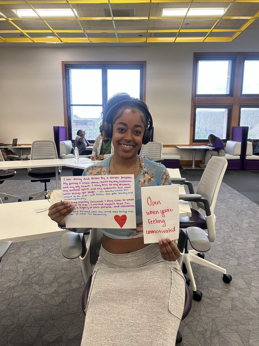 HALOPVAMU's tweet photo. Last week our small groups met and wrote letters to themselves regarding their mental health. A little self-motivation can go a long way🤍

#pvamu28 #pvamu25 #pvamu26 #pvamu27 #pvamu24 #pvamu #beahalo 🌎#halopvamu #pvamu23 https://t.co/VzOG256cMX