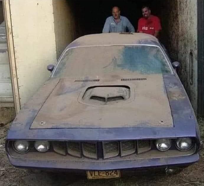 Classic Car Logic tweet media