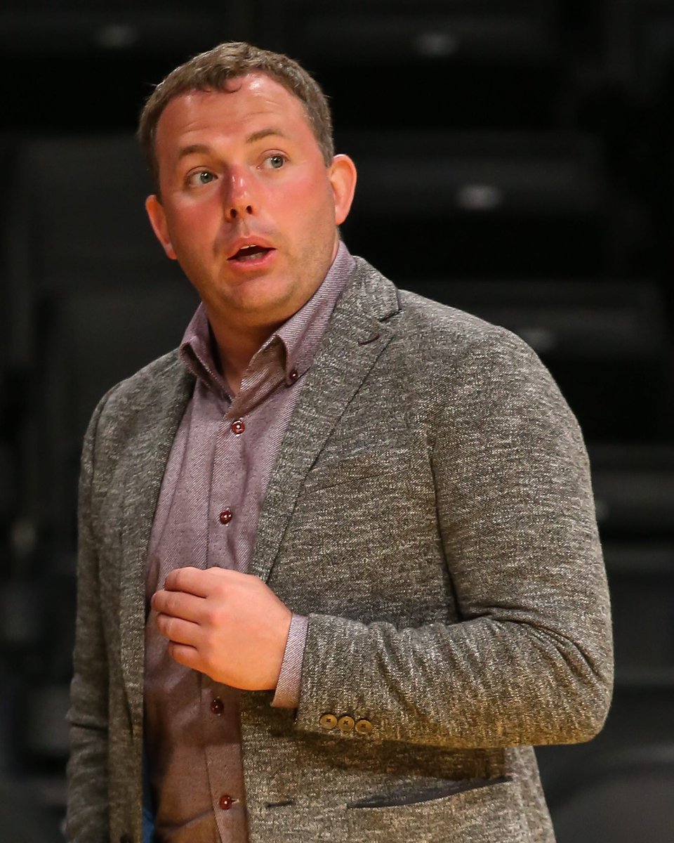 lcollien's tweet photo. 2-7 record.

Oldest team in the league.

Over the Second tax apron.

On our third head coach in 500 days.

Don’t have a first round pick until 2031.

Haven’t drafted a player that has signed beyond their rookie deal in A DECADE.

Jon Horst needs to get canned. Right now. https://t.co/mWDxLOFtMW