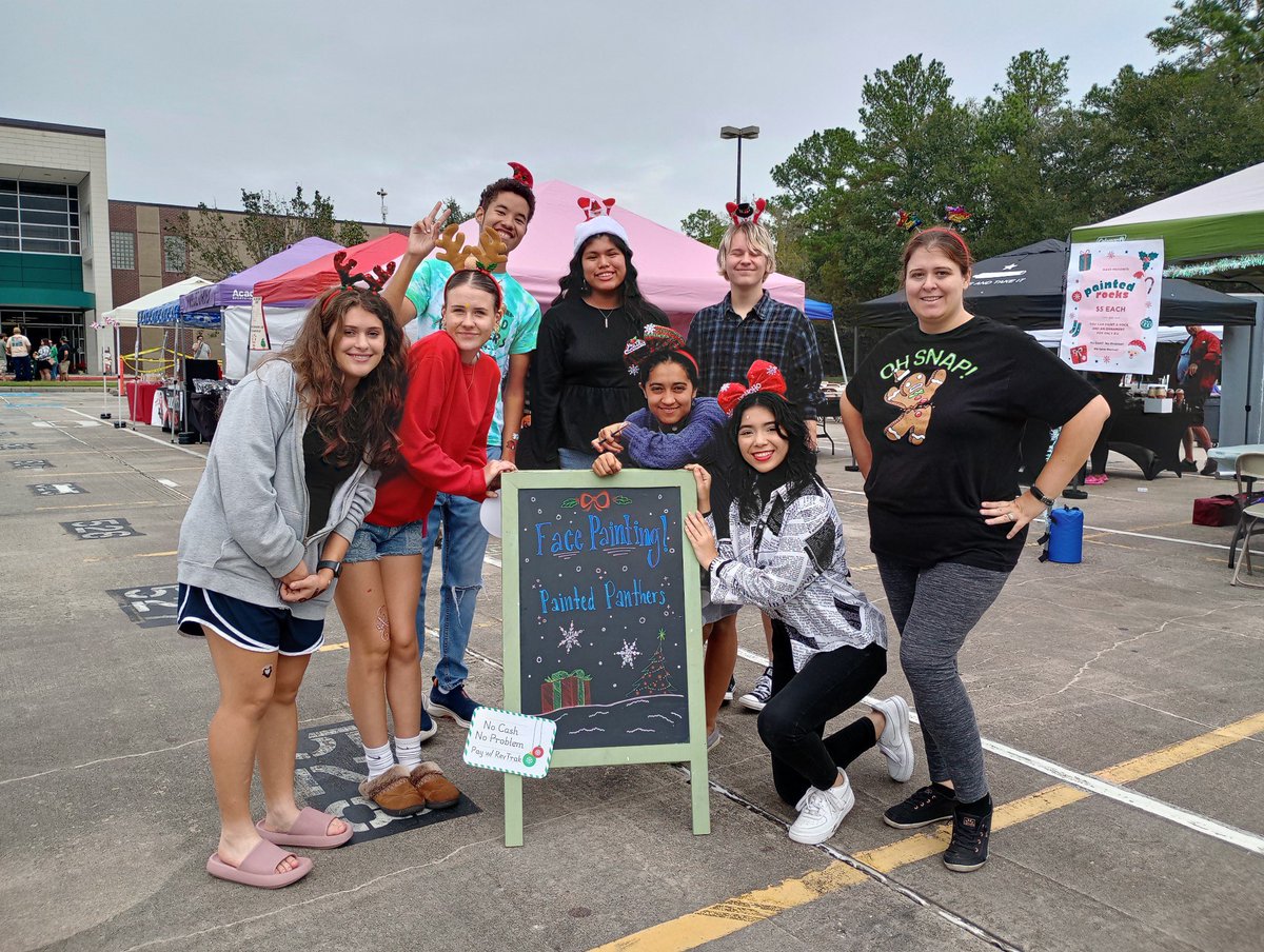 Come support the KPHS Painted Panthers Art Club at Holiday at the Park TODAY at Kingwood Park High School! 🎉
Our talented student artists will be face painting for all ages! Plus, there’s so much more to enjoy: inflatables, shopping, and FREE photos with Santa
10 AM - 2 PM
KPHS