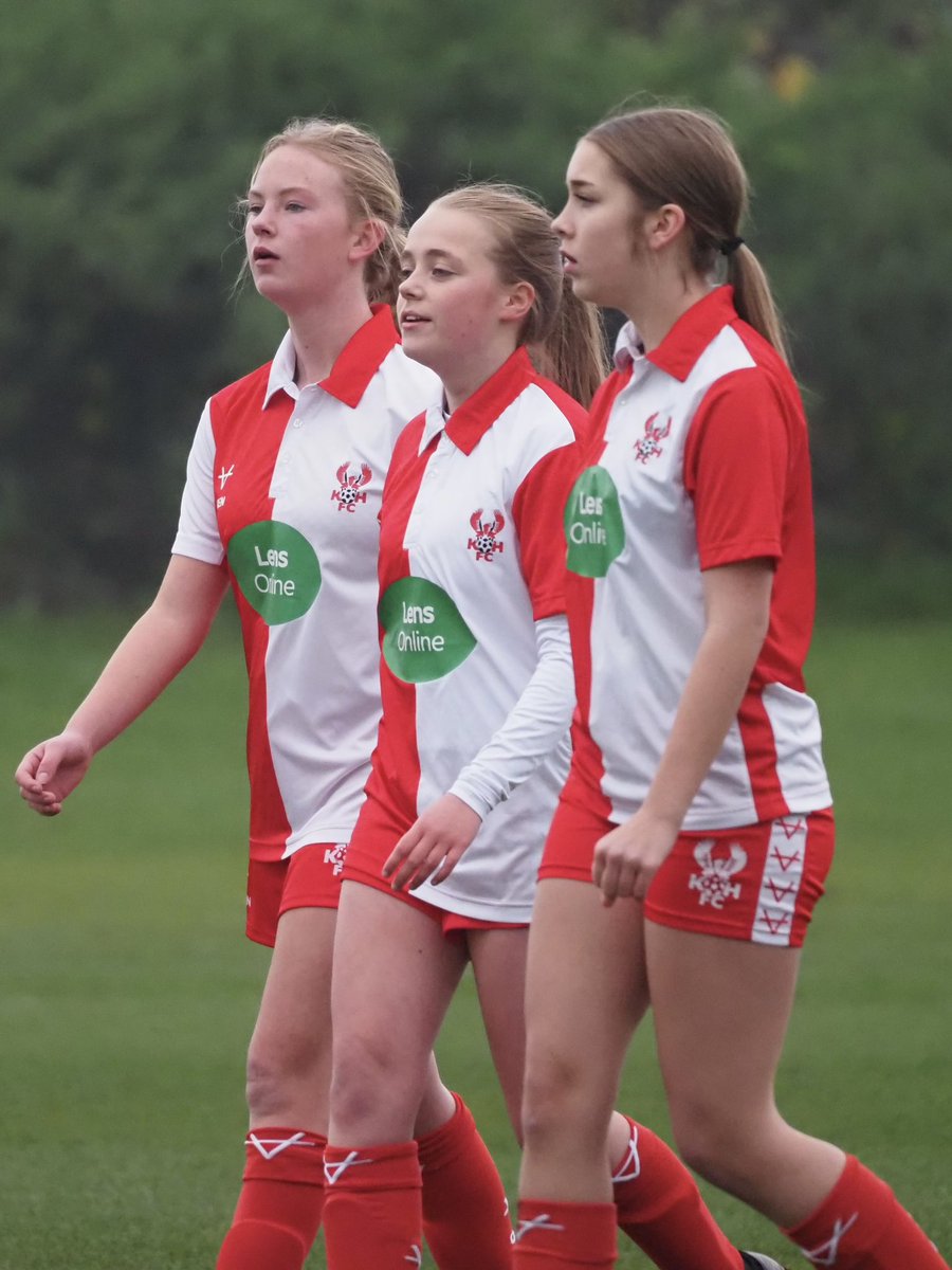 Joeynoble's tweet photo. Nice to be back at the CoSE today to watch Lil and the @khfcofficial U16s push onwards in another victory. A nice 10-1 win today. So great to see them in their red kit! #onwards #shekicks #hergametoo @harrierswomen @harriersacademy https://t.co/DYH8pJfFBr