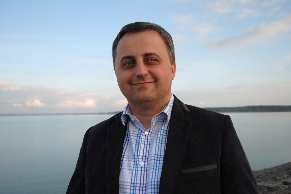 zachodni's tweet image. Piotr Pejter Długosz: Powieść z motywem zamachu na WTC można też napisać w języku śląskim. #opinie #wywiad #śląskie

dziennikzachodni.pl/piotr-pejter-d…