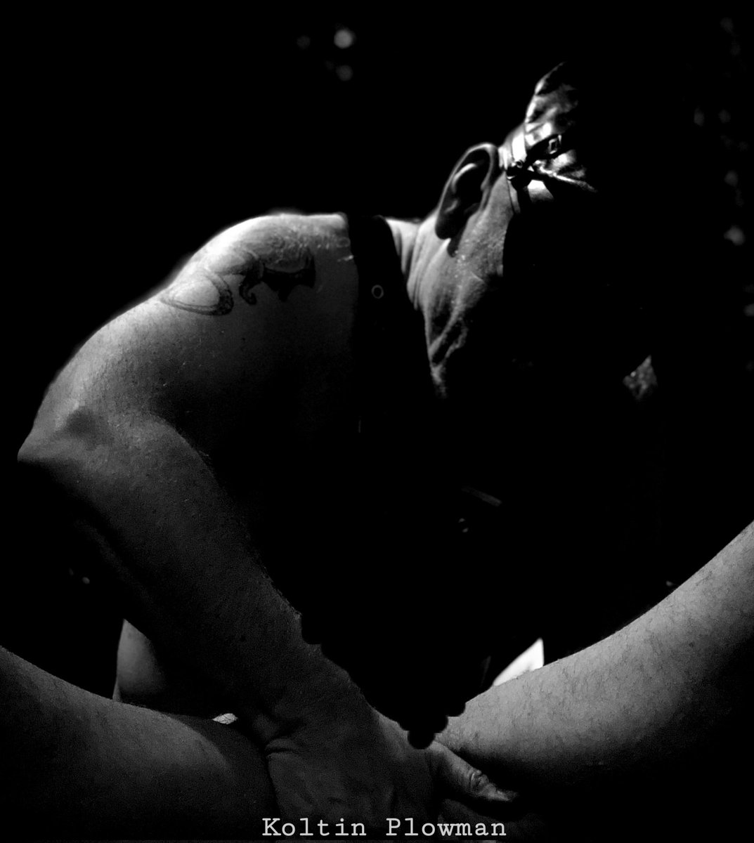 UK FF client virgin just left, un-virgined &amp; wrecked. He will be back in My sling, &amp; soon!
#ShoveItInYourHole
#AssPlaySuccess #TakeMyFfist #Lube  #ffToronto
#ffDomTop #TorontoDomTop #KoltinFforYou
Laundry time; lots of oxy powder, liquid dishwashing detergent, &amp; ++ rinses 😜💦👊