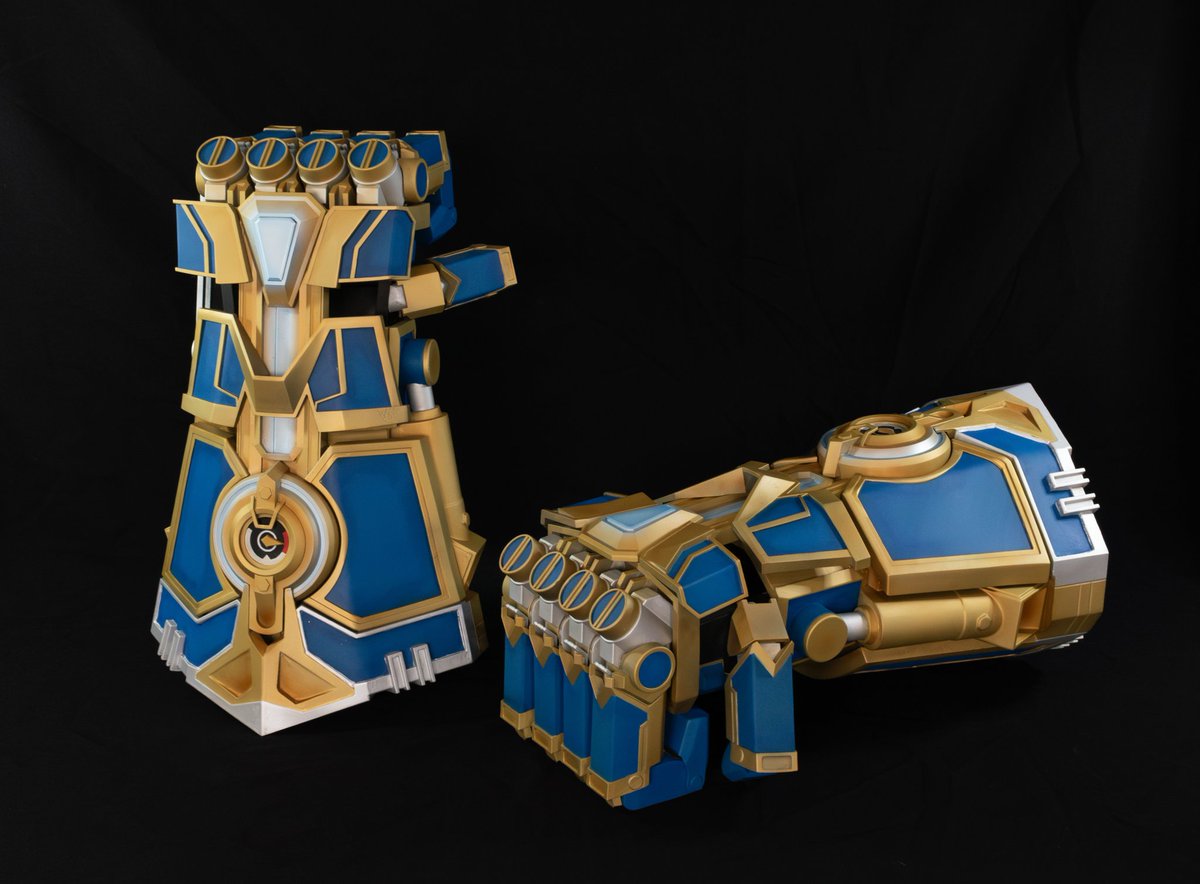 TDimensiones's tweet photo. Hoy es el día 🥹 Por fin se estrena Arcane!!

Y para celebrar esta nueva temporada, hicimos los Guantes de VI (que aún nos faltaban!!)

Esperamos que os guste el resultado 🥰💙

#Arcane  #arcanesseason2 #Netflix #Lol https://t.co/OAFVmJxAZ1