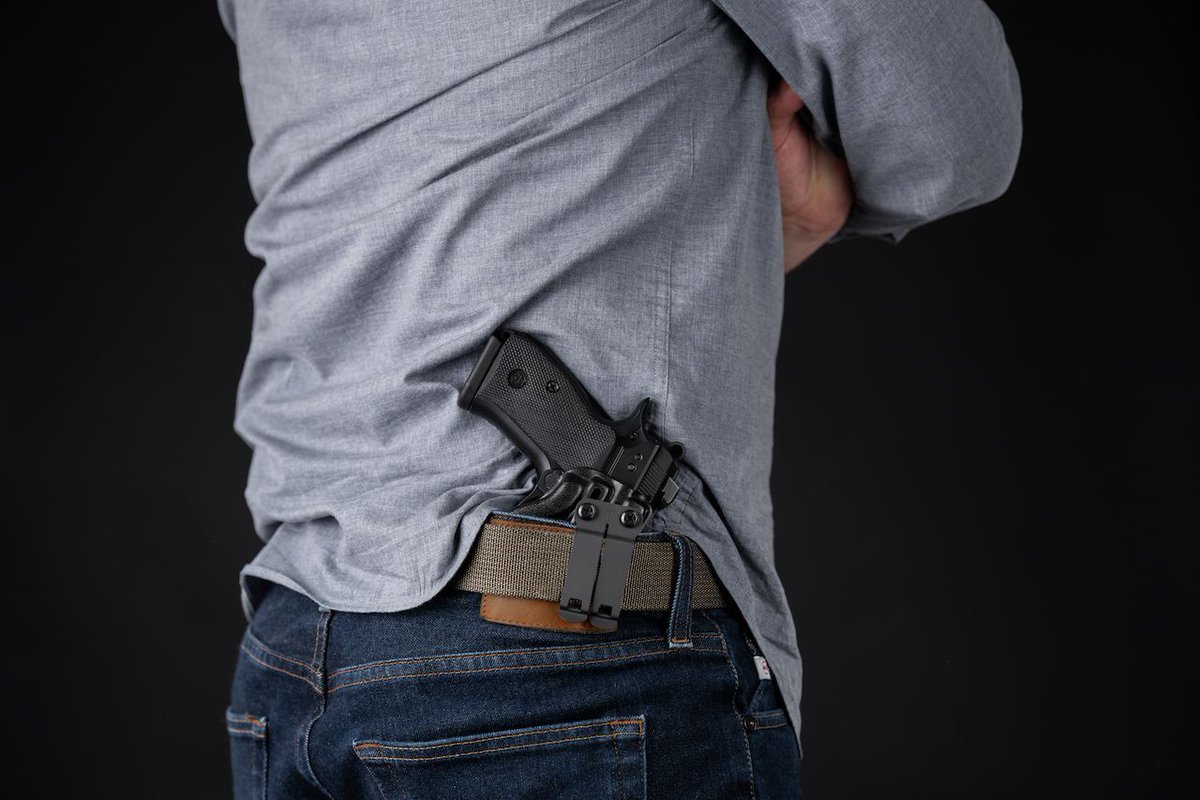 One of my favorite guns if I were to carry behind hip. #CZP01 #CCW PC: Tactical Camera