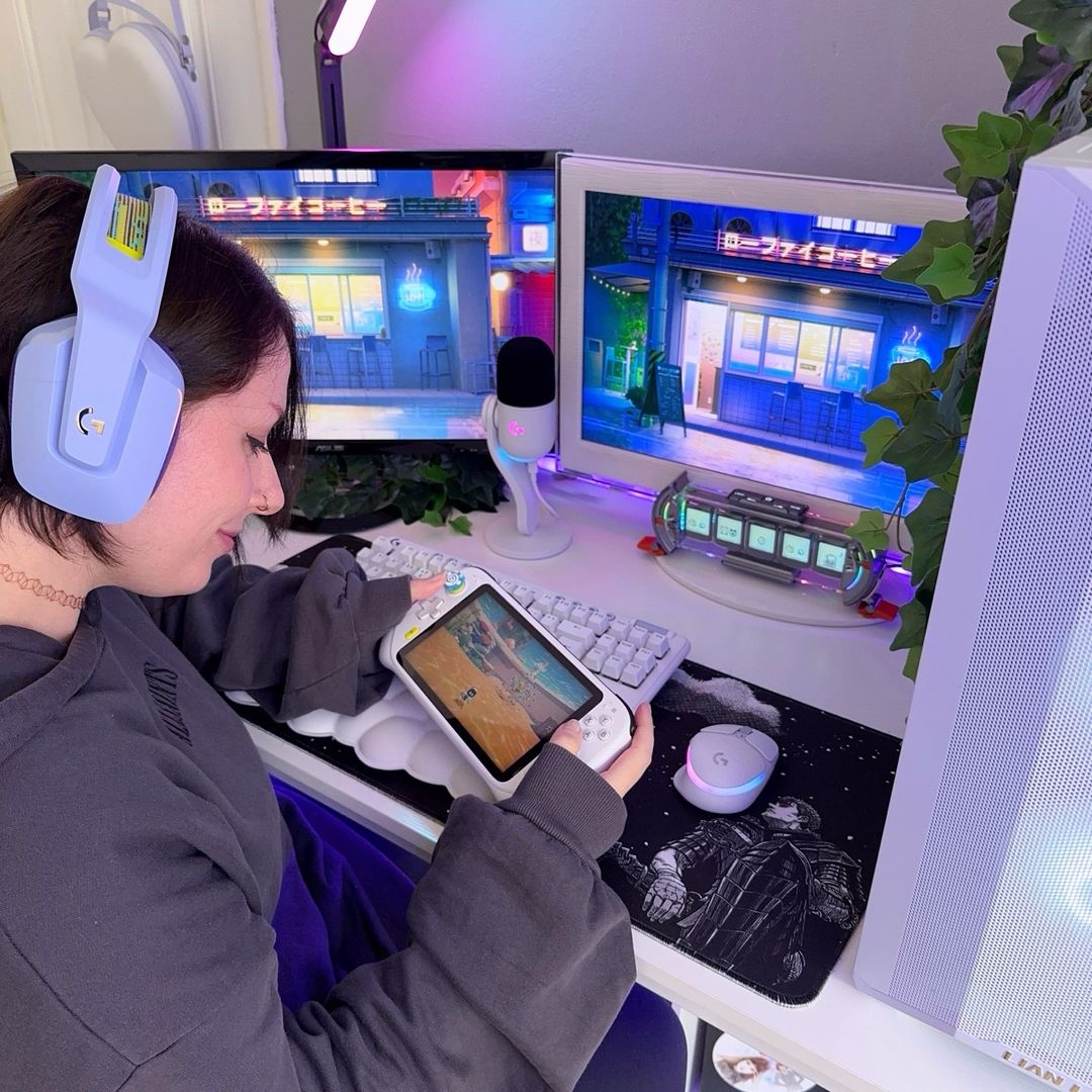 Logitech G tweet media