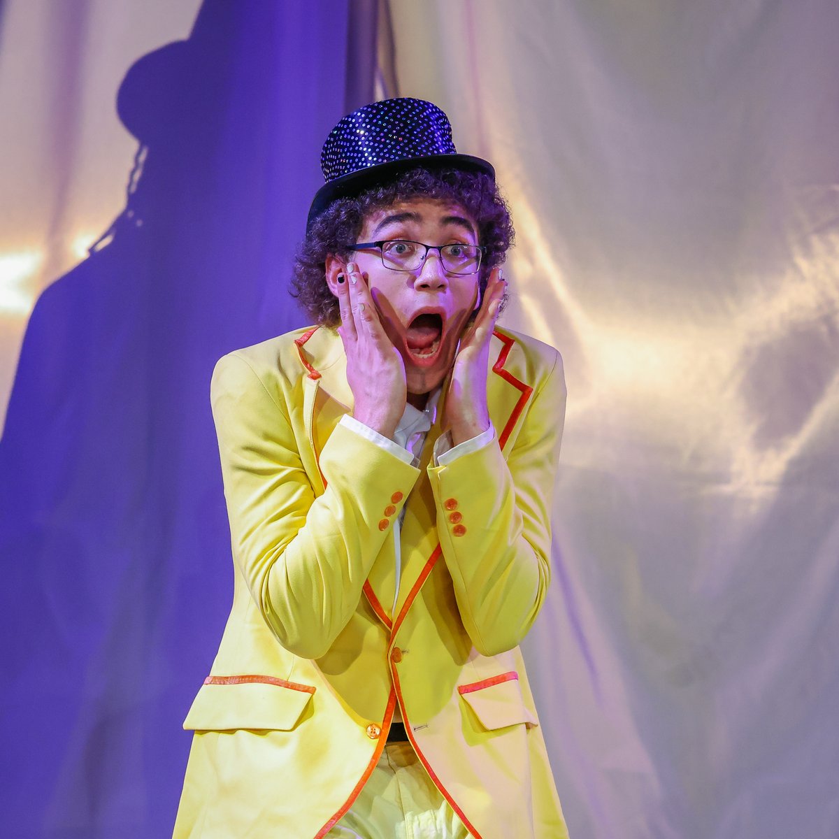 WestPoTheatre's tweet photo. RUH-ROH! π² There's still time to buy tickets for our matinee show of Puffs! #puffsplay #badgersunite #badgerpride
TODAY at 1pm and 7pm
Get tickets at https://t.co/cVJqnfTHFR https://t.co/tmWvFzTOMC