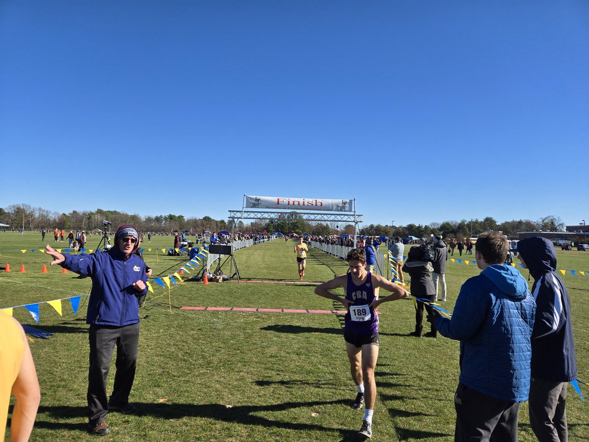 QHS Spartans tweet media