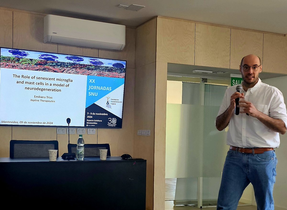 lmartinezpalma's tweet photo. Investigaciones en #ELA presentadas en las Jornadas de la @SocNeuroUy
Rol de los pericitos por @IsasiEugenia el trabajo sobre ECV de astrocitos de @SoledadMarton
y @ernestomiquel  de @histoemb @fmedoficial @Udelaruy neuroinflamación por @TriasEmi 
@TenemoselaUy @celau_HC https://t.co/0SHiIZjhjZ