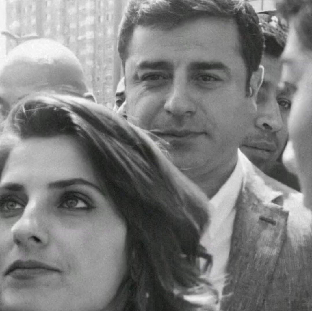 liserhede's tweet photo. Evinek wılo https://t.co/ZV1nIRQWDe