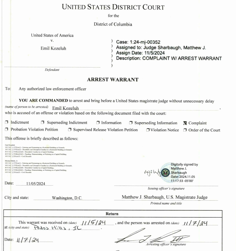 sfoguj's tweet photo. DOJ's position appears to be they're going to keep doing what they've been doing, and the new President will do whatever he's going to do in January. Arrested Thursday in Indiana were Emil Kozeluh and Michael Mollo Jr (already repped by Antony Sabatini).
https://t.co/Yr3B8TY0GJ https://t.co/LMkWrwigGN