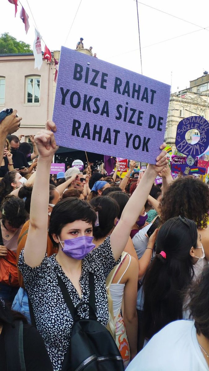 Bellatrixxx92's tweet photo. kadının özgürlüğü
insanlığın özgürlüğüdür
#6284HerkesinYanında https://t.co/Hn9eu6yjBp