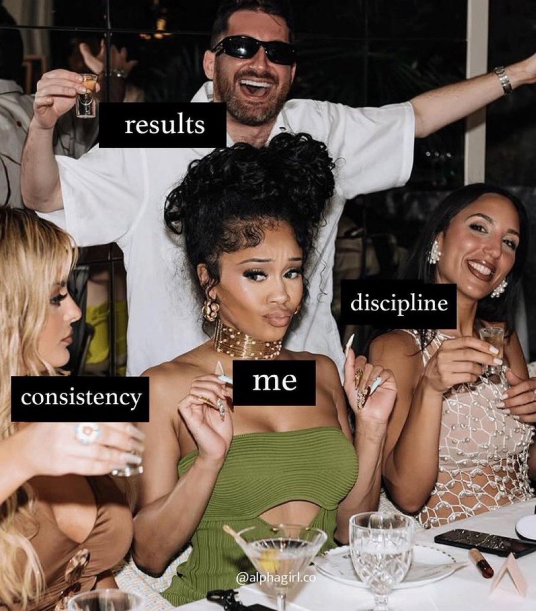 soulaaangel's tweet image. locking in