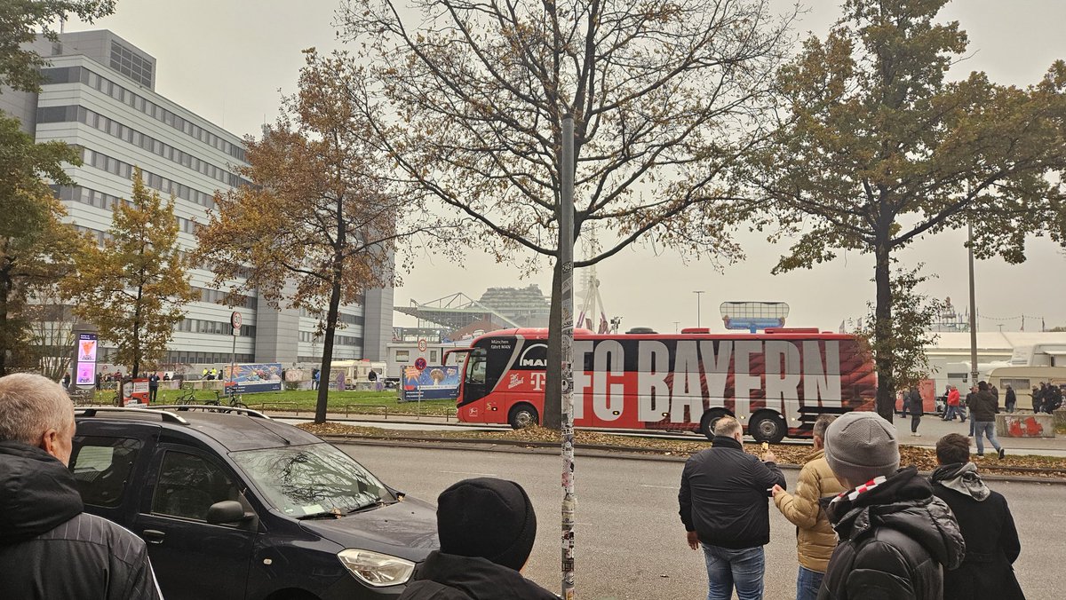 sua62's tweet photo. #fcsp #fcspfcb ....fehlte nicht so viel! https://t.co/8CIoO2co60