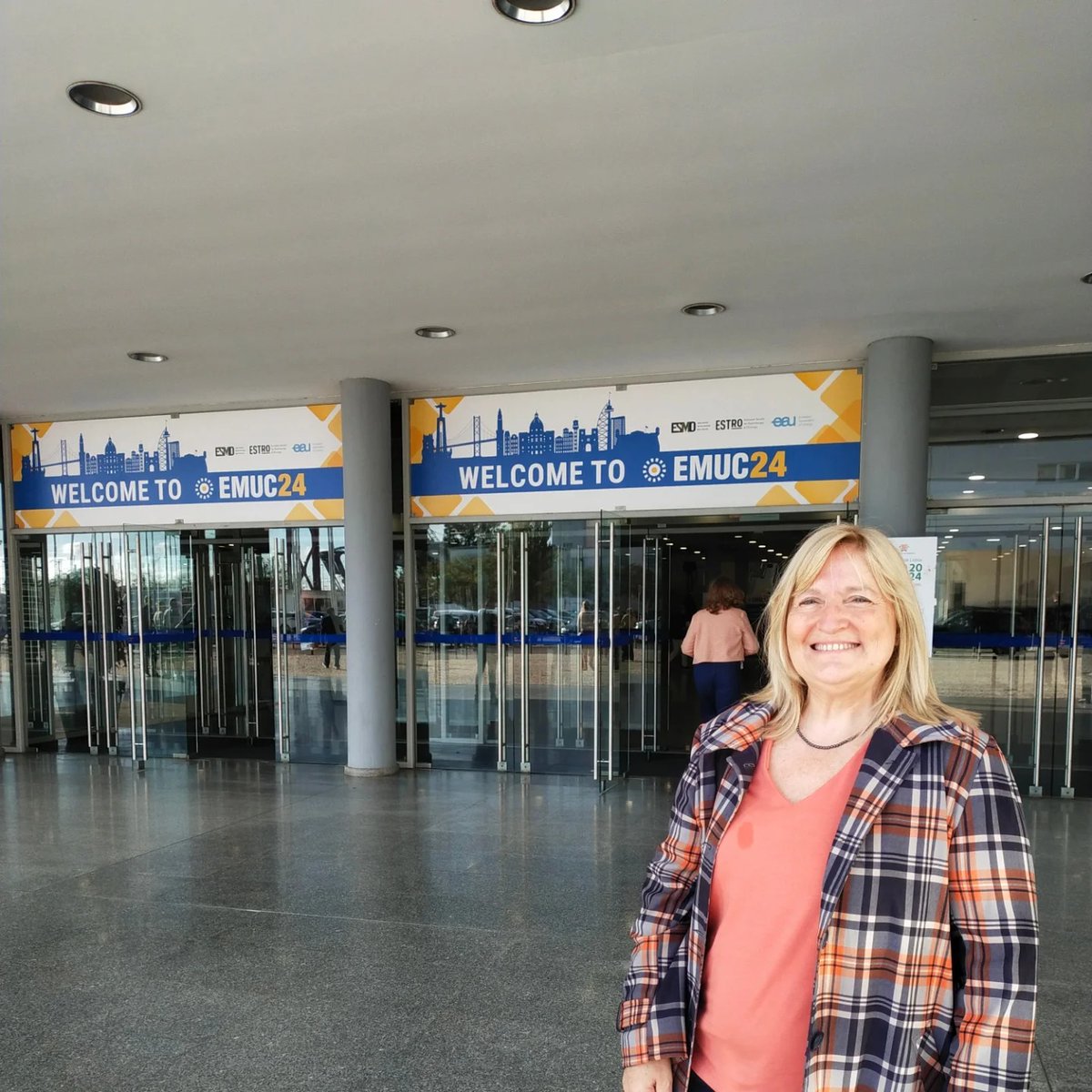 TaniaEstape's tweet photo. At Lisbon attending the #EMUC2024 to participate at the board meeting of @europa_uomo https://t.co/d68HS8Xy6D