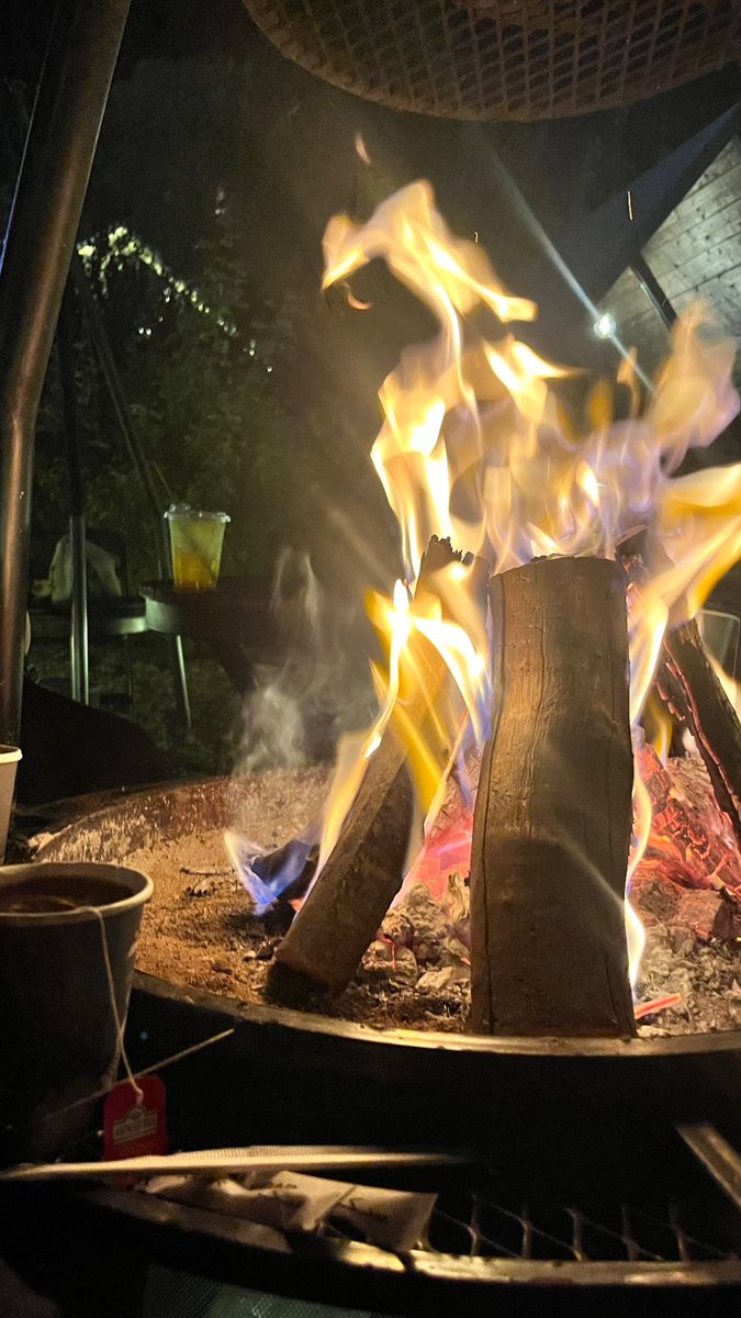 aninalwerd2012's tweet image. حي الشتاء وأجواءه ♥️ اجمل لمة مع أولادي ربي يحفظكم ويخليكم لي ويرزقني بركم وصلاحكم 🫂🫂♥️♥️