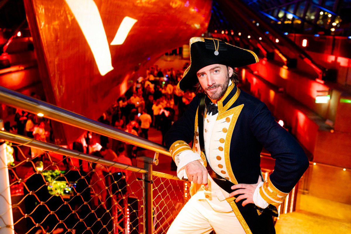 foulqui's tweet photo. All hands on deck !
An exciting production with @wearetheoracle x @voyageprive at the @CuttySark London !
Aye aye captain 
#eventdesign #party #drunkensailors https://t.co/6XvXKbZHt9