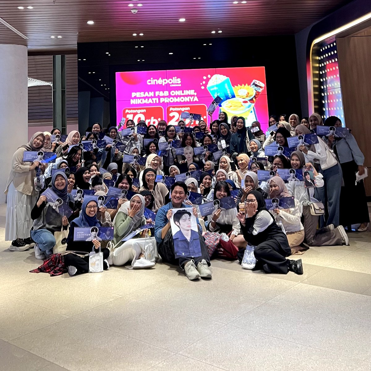 gommiefox's tweet image. 💚 Memories: Sat, Nov 9 💚

Thank you @14projects atas event nobarnya 🥰